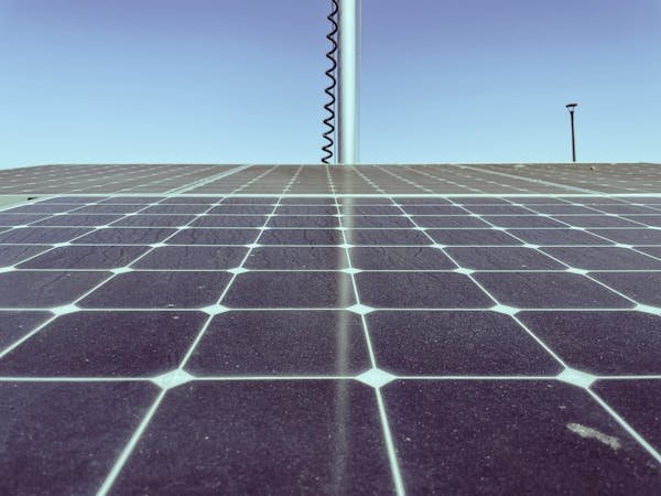 Panneau solaire photovoltaïque : transition énergétique et économies